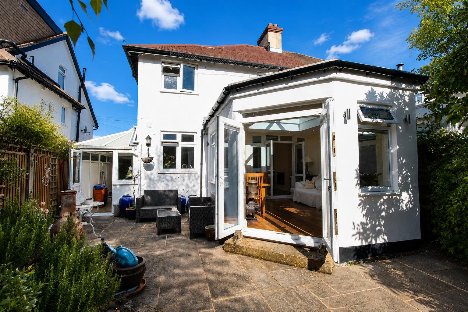 Anglesey Gardens, Carshalton